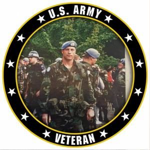 Meet your Posher, Aaron